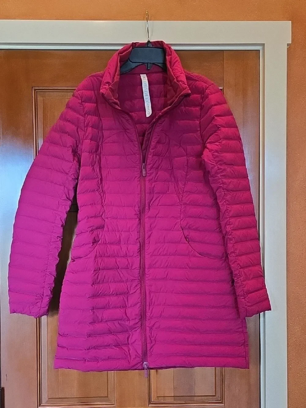 lululemon athletica Women's Long Quilted Puffer Jacket - Fuchsia. NWOT! SIZE 10